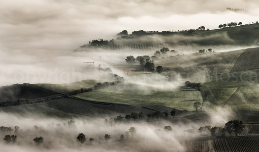 Marco Mosca, il fotografo savonese che "scatta" in cima alle vette mondiali