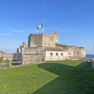 Finale Ligure, alla Fortezza di Castelfranco nasce l’NSP Museum  dedicato a Nenne Sanguineti Poggi