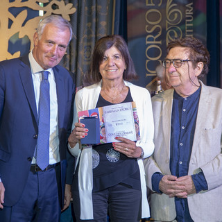 La savonese Marisa Chianura vince la "Farfalla d’Oro" per la prosa