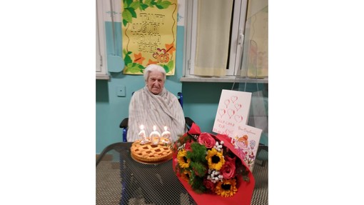Compleanno centenario a Loano: tanti auguri a Ester Prato