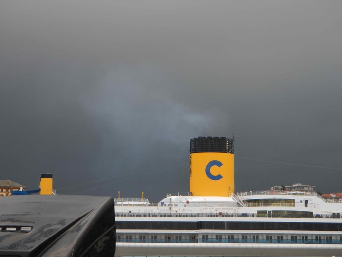 Vergogne Savonesi: il terminal Costa NON paga l’IMU Vergogne Savonesi: il terminal Costa NON paga l’IMU