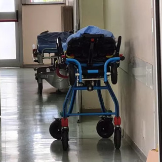 Pronto Soccorso liguri, il caso dei pazienti bloccati in corsia arriva in Regione Pronto Soccorso liguri, il caso dei pazienti bloccati in corsia arriva in Regione