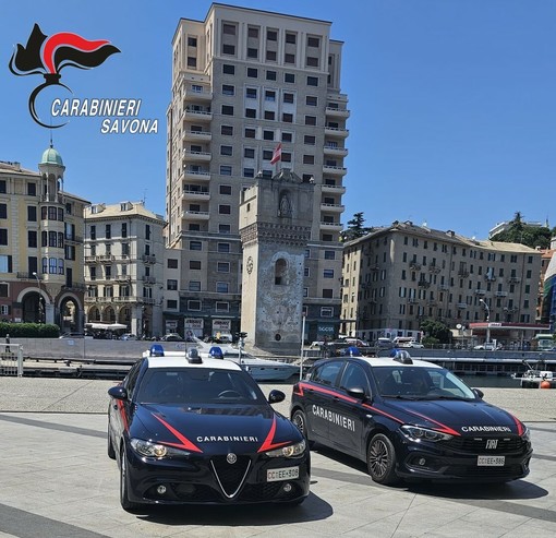 Savona, ruba un computer e una borsa in Municipio: arrestato Savona, ruba un computer e una borsa in Municipio: arrestato