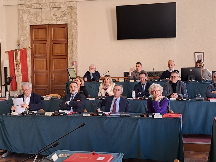 Tpl, Burlando e Gemelli (Pd): &quot;Chiesti chiarimenti su esternalizzazioni, investimenti e qualità del lavoro&quot;