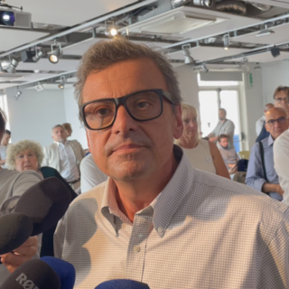 Calenda: "Forzare le dimissioni di Toti con misure cautelari è indegno" Calenda: "Forzare le dimissioni di Toti con misure cautelari è indegno"