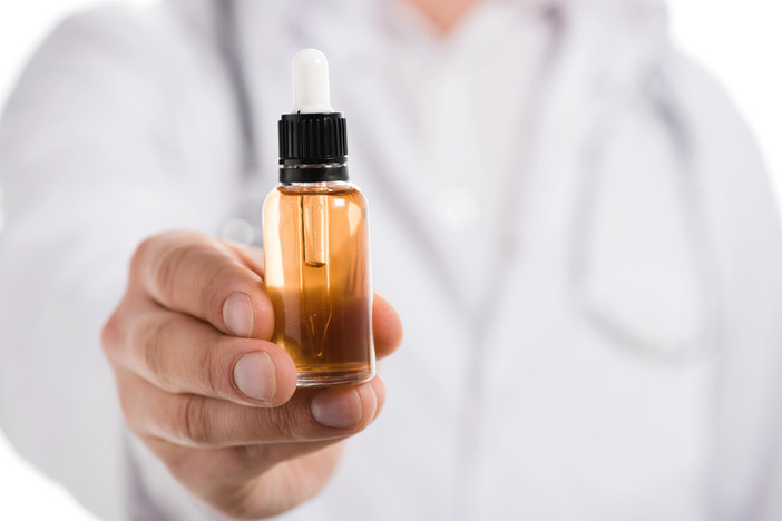 L’EFSA avvia la consultazione pubblica sul CBD come 'novel food' e la proposta di una soglia di sicurezza cautelativa