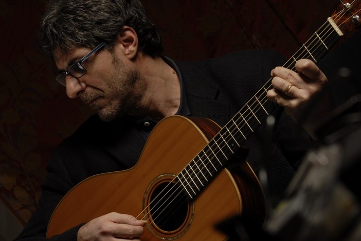 A Borgio Verezzi il recital del cantautore milanese Claudio Sanfilippo. A Borgio Verezzi il recital del cantautore milanese Claudio Sanfilippo.