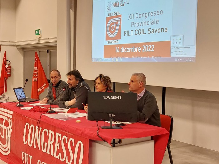 Congresso Filt Cgil a Savona, Turcotto: "Il Governo ha preso delle misure che vanno ad indebolire le fasce deboli" (FOTO e VIDEO) Congresso Filt Cgil a Savona, Turcotto: "Il Governo ha preso delle misure che vanno ad indebolire le fasce deboli" (FOTO e VIDEO)