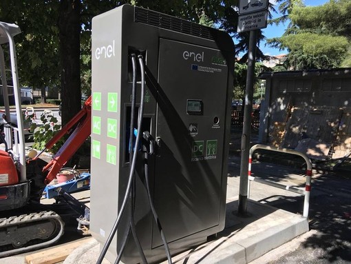 Savona, in arrivo 10 colonnine di ricarica veicoli elettrici