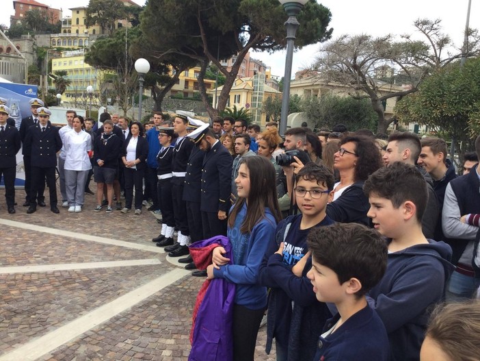 Celle, il mare e il lavoro insieme per i giovani Celle, il mare e il lavoro insieme per i giovani