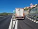 Camion urta muro sulla A10: soccorsi mobilitati all'altezza di Pietra Ligure