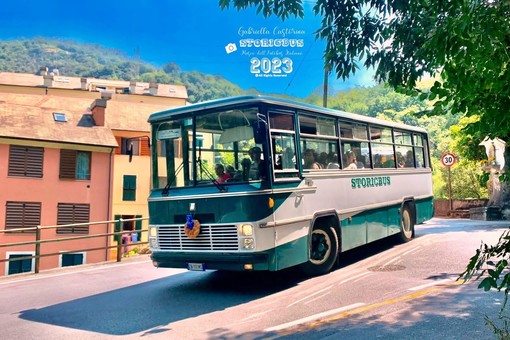 Il Presepe Vivente di Roccavignale scalda i motori, collegamenti da Millesimo e Savona a bordo di corriere d’epoca Il Presepe Vivente di Roccavignale scalda i motori, collegamenti da Millesimo e Savona a bordo di corriere d’epoca