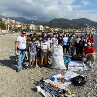 Varazze, conclusa la seconda (ed ultima) giornata di #RivieraDelBeiguaSostenibile (FOTO) Varazze, conclusa la seconda (ed ultima) giornata di #RivieraDelBeiguaSostenibile (FOTO)