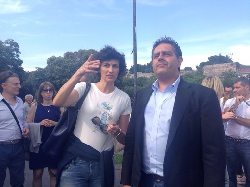 Savona, il sindaco Caprioglio replica a Toti: "Nelle situazioni difficili le Istituzioni devono lavorare insieme per affrontare e superare i problemi" Savona, il sindaco Caprioglio replica a Toti: "Nelle situazioni difficili le Istituzioni devono lavorare insieme per affrontare e superare i problemi"