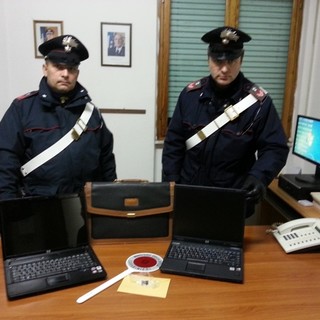 Cairo, ruba due pc dagli uffici dei Servizi Sociali: individuato e denunciato