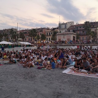 “Cinema in spiaggia” a Loano: il 24 agosto in programma “Minuscole 2”