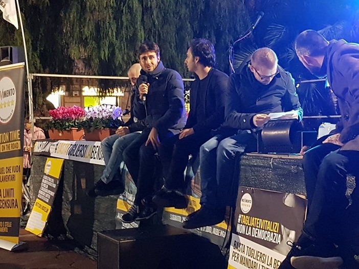 Di Battista ad Albenga, Di Lieto risponde a Ciangherotti: "La storia della sanità ligure la conosciamo bene§" Di Battista ad Albenga, Di Lieto risponde a Ciangherotti: "La storia della sanità ligure la conosciamo bene§"