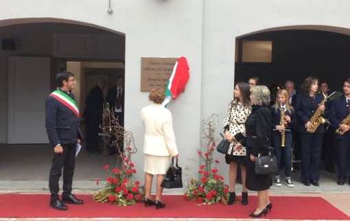 Cairo, intitolato il "Teatro Comunale" all'ex sindaco Osvaldo Chebello (FOTO e VIDEO)