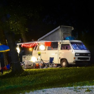 Notte di S. Lorenzo, sempre più turisti scelgono tenda, camper o roulotte per delle ferie en plein air