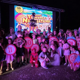 Grande successo per l’ottava edizione del Carnevale Estivo Andorese: la grande Tombola dei Cugini dell’orto trionfa nella “Notte dei Games”
