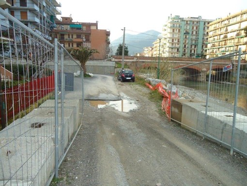 I lavori alla passeggiata a Borghetto Santo Spirito e i tre consiglieri di minoranza Villa, Moreno ed Angelucci