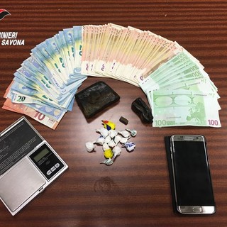 Albenga: oltre 830 cessioni di droga, arrestato pusher 29 enne