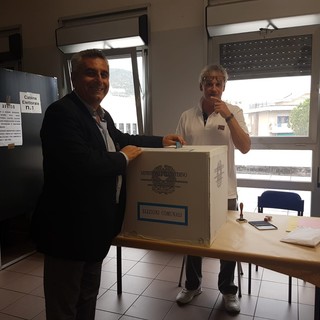 Candidati sindaci al voto, D'Acunto alle urne a Ceriale