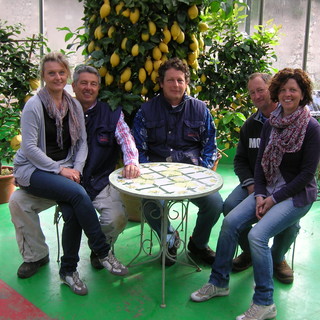 Cisano sul Neva, nell'azienda Agricola Montina la prima esperienza italiana di team building in vivaio