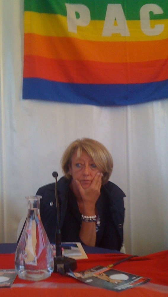 Dina Molino in una manifestazione dell’estate 2011