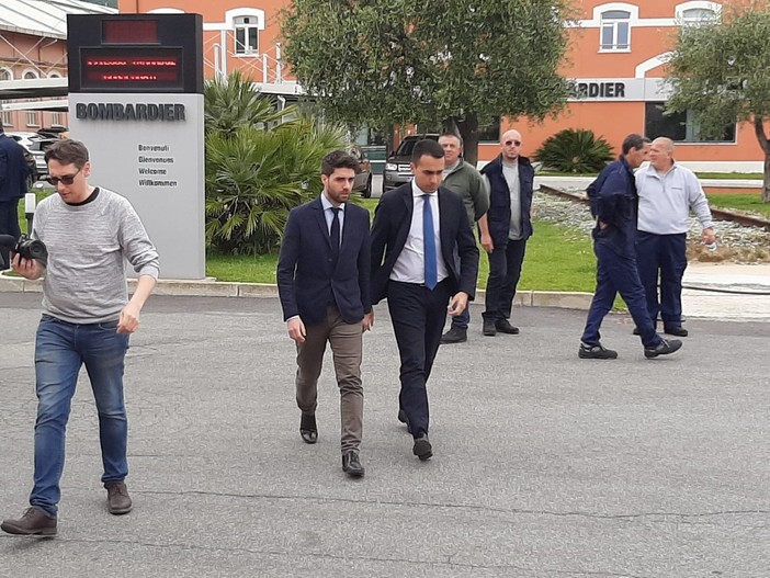 Bombardier: Di Maio a Vado Ligure conferma il 6 giugno come data per l'incontro al MiSE Bombardier: Di Maio a Vado Ligure conferma il 6 giugno come data per l'incontro al MiSE