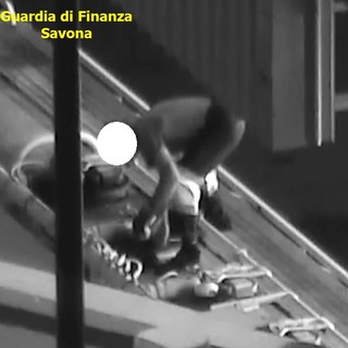 Furto di Carburante al TotalErg di Savona, 31 persone indagate al termine dell'Operazione "Diesel Discout" Furto di Carburante al TotalErg di Savona, 31 persone indagate al termine dell'Operazione "Diesel Discout"