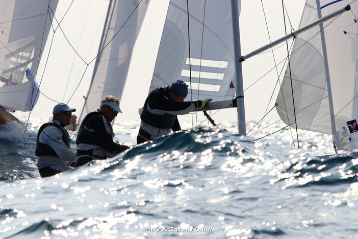 Dragoni Day Two: Schuemann guida la clasifica della regata alassina