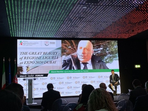 Regione Liguria a Expo Dubai, Berrino: "La nostra scommessa è collegare mare e montagna tra il blu e il green" (Video) Regione Liguria a Expo Dubai, Berrino: "La nostra scommessa è collegare mare e montagna tra il blu e il green" (Video)