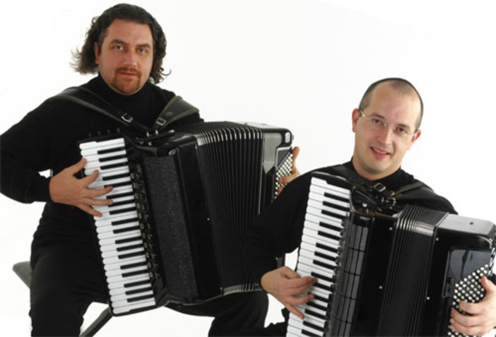 Savona: sabato il concerto del Duo Dissonance in Pinacoteca