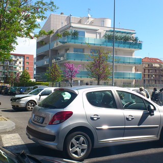 Albenga, ieri duplice incidente in via Carloforte