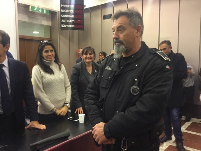 Crollo viadotto A6. Daniele Cassol, eroe per un giorno: "Non dovete ringraziare me, ma i vigili del fuoco che stanno lavorando in questa situazione"