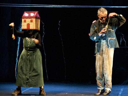 Albenga, giovedì 3 maggio “I racconti di Mamma Oca” al Teatro Ambra