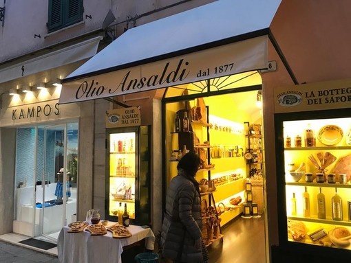 Da Lucinasco ad Alassio, Olio Ansaldi apre uno store nel cuore della città del Muretto (FOTO e VIDEO) Da Lucinasco ad Alassio, Olio Ansaldi apre uno store nel cuore della città del Muretto (FOTO e VIDEO)
