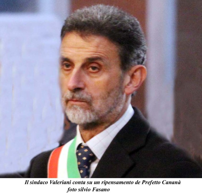 Ospiti di Radio Onda Ligure 101 il sindaco di Pietra Ligure Dario Valeriani e il vicesindaco Sara Foscolo Ospiti di Radio Onda Ligure 101 il sindaco di Pietra Ligure Dario Valeriani e il vicesindaco Sara Foscolo