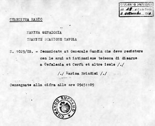 Nella foto: un telegramma d'epoca relativo ai fatti storici di Cefalonia e Corfù