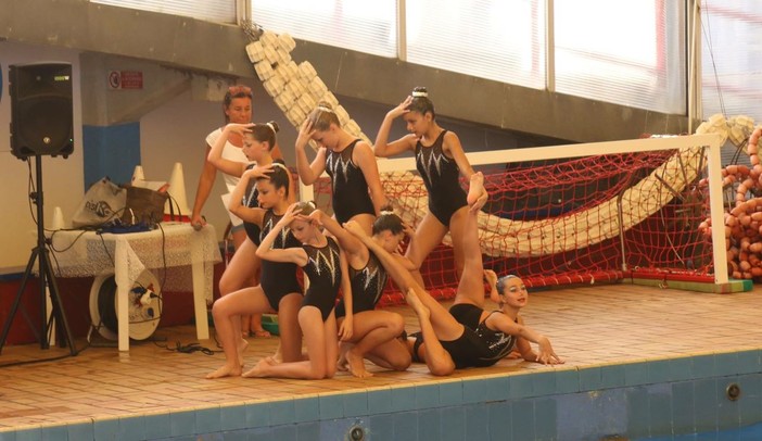 Doria Nuoto 2000 di Loano conquista una pioggia di medaglie a Bogliasco Doria Nuoto 2000 di Loano conquista una pioggia di medaglie a Bogliasco
