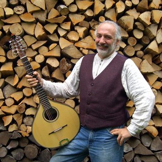 Tre concerti D.O.C. a Savona e Albissola con il suonatore di cittern Gregory Doc Rossi