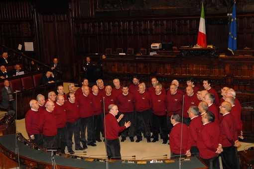 Sassello, domani esibizione della Corale Alpina Savonese in ricordo di Giuseppe Scozarella Sassello, domani esibizione della Corale Alpina Savonese in ricordo di Giuseppe Scozarella