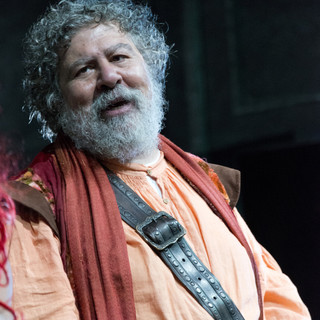 Ha debuttato ieri sera a Borgio Verezzi "Capitan Fracassa" con Lello Arena