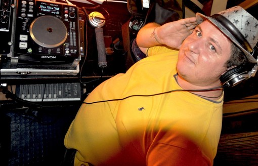 Albisola: festa sudamericana in spiaggia ai Bagni Sorriso