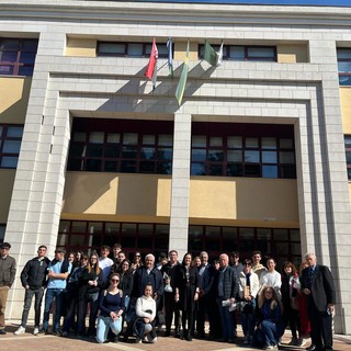 Gli studenti liguri in viaggio in Venezia Giulia e Dalmazia per conoscere l'orrore delle Foibe Gli studenti liguri in viaggio in Venezia Giulia e Dalmazia per conoscere l'orrore delle Foibe