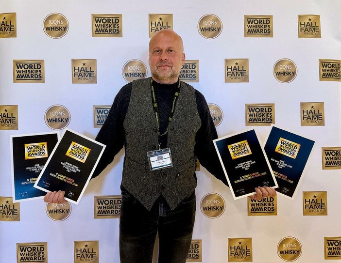 Sassello, il whisky "Il Signor Camillo" trionfa ai World Whiskies Awards di Londra