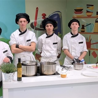 Applausi per l'Istituto Alberghiero Giancardi di Alassio a Darfo Boario Terme (FOTO)