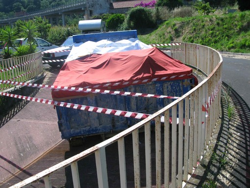 Sequestro documenti abbandonati: vuoi vedere che alla fine la colpa è dei giornalisti? Sequestro documenti abbandonati: vuoi vedere che alla fine la colpa è dei giornalisti?