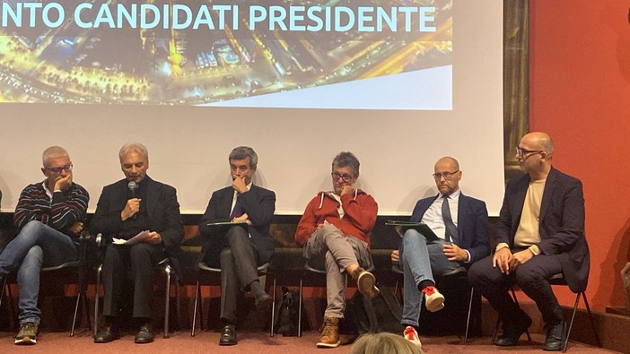 Il dibattito nella Sala Quadrivium Il dibattito nella Sala Quadrivium